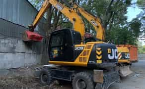 Екскаватор повноповоротний