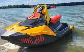 Гідроцікл ,водні плюшки. 900 грн.