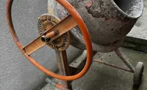 Побутовий бетонозмішувач (125 літрів)