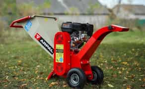 Подрібнювач гілок МБ-60БД простий у використанні