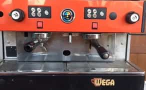 Професійна кавомашина для дому та офісу