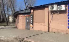 Приміщення під будь-який вид діяльності, Червона Лінія