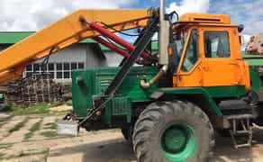 Трактор Т-150 БКУ (с буровой крановой установкой)