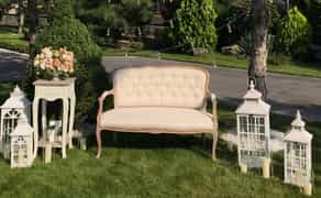 Декор та реквізити, склад декору в Києві