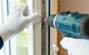 Ремонт та Регулювання Вікон і Дверей: Усунення Продувань. Гарантія Тепла!