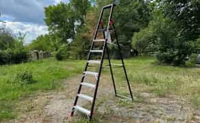 Драбина на 8 сходів висотою 2 метри
