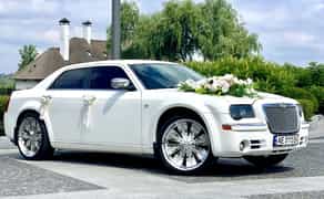 Прокат. Замовлення авто на весілля Крайслер 300С. Машина на весілля