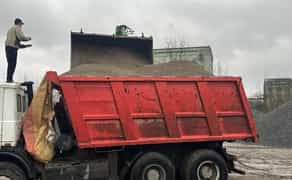 Вивіз побутового, будівельного сміття , землі, хламу