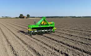 Ґрунтофреза — професійна обробка та розпушування ґрунту