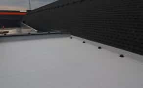 ПВХ мембрана та її влаштування на покрівлі, ремонт плоских дахів