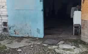 Цегляний гараж для зберігання авто або речей