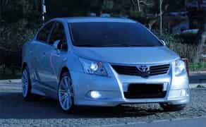 Авто бізнес класу Toyota