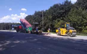 Дорожній каток для швидкого та якісного ущільнення доріг