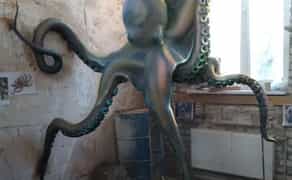 Скульптури зі склопластику