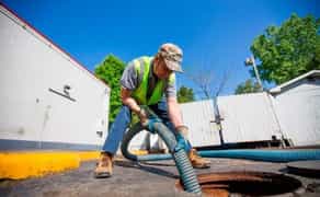 Викачка вигрібних ям. Працюємо чисто!