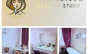 Робочі місця у салоні біля метро Чернігівська