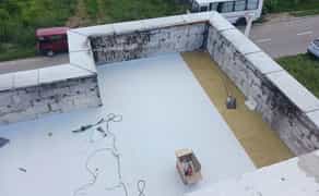 Покрівельні Роботи з ПВХ Мембраною. Найвища Якість та Герметичність Плоских Дахів!