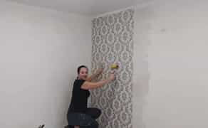 Поклейка обоев, шпалер, багетів, покраска - від 120-150 грн/м². Стаж роботи більше 20 років