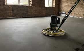 Машинная стяжка пола. Полусухая. Ровный пол за один день! 420 грн.м2 (с роботой).