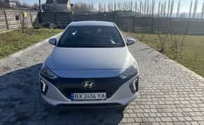 Авто для таксі, доставок або на власні потреби