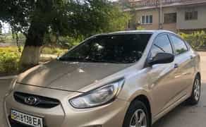 Візьми Hyundai Accent для роботи