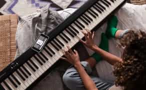 Roland FP10 + стійка + педаль