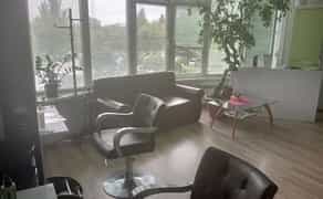 Крісло для перукаря