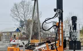 Забивання паль металевих опор, сонячні станції СЕС, дорожні огорожі