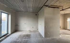 Штукатурка стін. Машина штукатурка. Гіпсова штукатурка