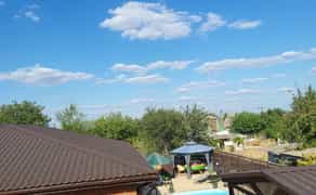 Дом, бассейн, чан,беседка, мангал,сауна