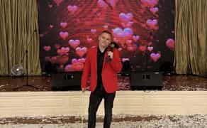 Скрипка для особливих подій: Чарівні мелодії для весіль, корпоративів та свят у серці Одеси.