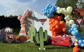 Фігури маквін, тачки, сирник