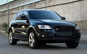 114 Позашляховик без водія Audi Q5-Quattro