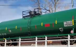 Вагон-цистерна для безпечного транспортування нафтопродуктів