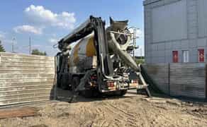 Послуги автобетононасоса (довжина стріли - 37 м) .