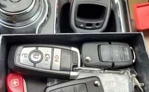 Авто ключі. Програмування, прив'язка, клонування чіпів та ключів