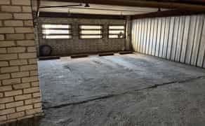 Паркомісце, зручний заїзд і охорона