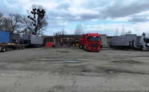 Стоянка для вантажних автомобілів