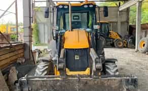 Послуги спецтехніки екскаватора-навантажувача JCB 3cx БУСЬК