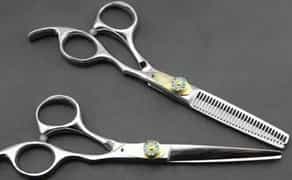 Заточка ножиць перукарських та манікюр інструментів під мікроскопом