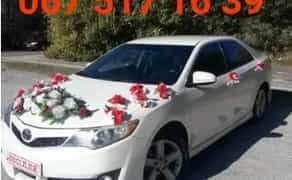 Авто на свадьбу с водителем Белая Toyota Camry 50 Трансфер