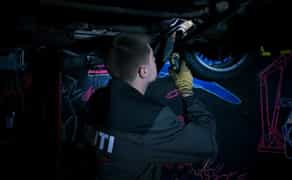 СТО та Автосервіс: Пропонуємо ремонт, діагностику перед покупкою та повну перевірку автомобіля.