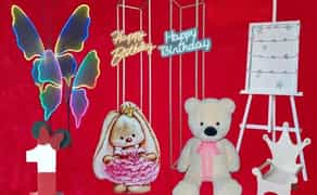 Метелики, ростові фігури, каркаси, банери, тубуси