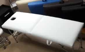 Кушетка для масажу: легка та зручна