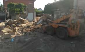 Екскаватор, мінінавантажувач, вивіз сміття, демонтаж будинку, пісок, щебінь