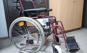 Надійне медичне крісло колісне (візок)