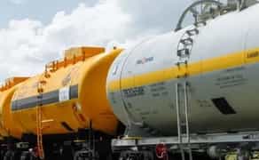 Вагон-цистерна: логістика рідких вантажів