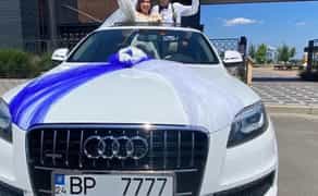 Авто на весілля Audi Q7 с водієм,трансфер аэропорт