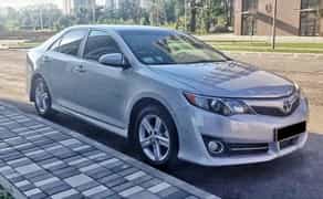 148 Авто на весілля Toyota Camry V50 срібляста