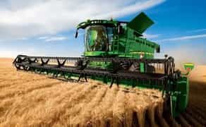 Комбайн CLAAS Lexion 8900